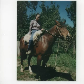 Mujer a caballo